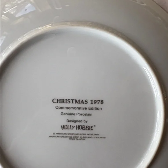 Vintage Holly Hobbie Christmas Plate Commemorative Edition 1978 - Picture 3 of 5